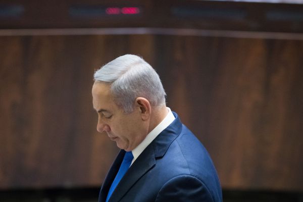 ח"כים, אל תהיו פראיירים, תנו לנתניהו להתבזות