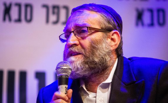 גפני תוקף את ליברמן: "שימשיך לחלום"