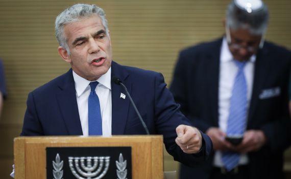 "נתניהו בורח מהעימות עם המפלגות החרדיות"