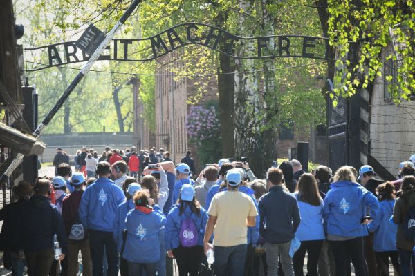 ח"כים לפרלמנט הפולני: "זכרון השואה איננו פוליטי"
