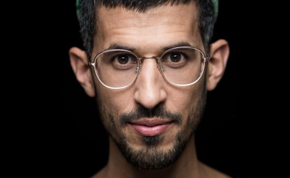 צפו: עמי נגר שר לראשונה על השכול האישי שלו