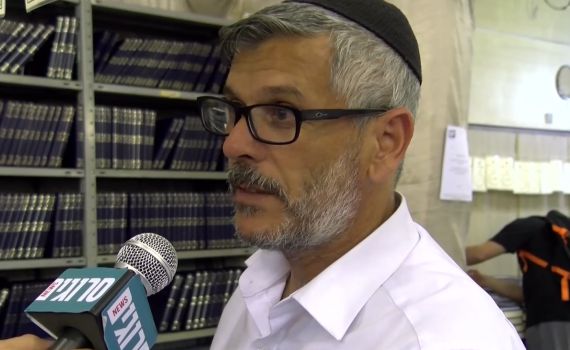 איזה ספרים הכי מעניינים את המבקרים ביריד?