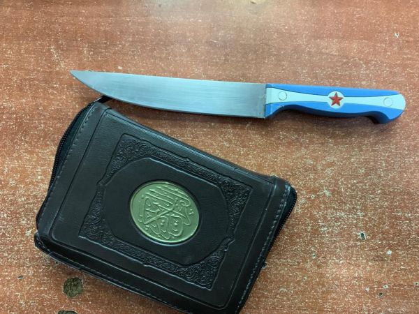 עם קוראן וסכין: נמנע ניסיון פיגוע דקירה במערת המכפלה