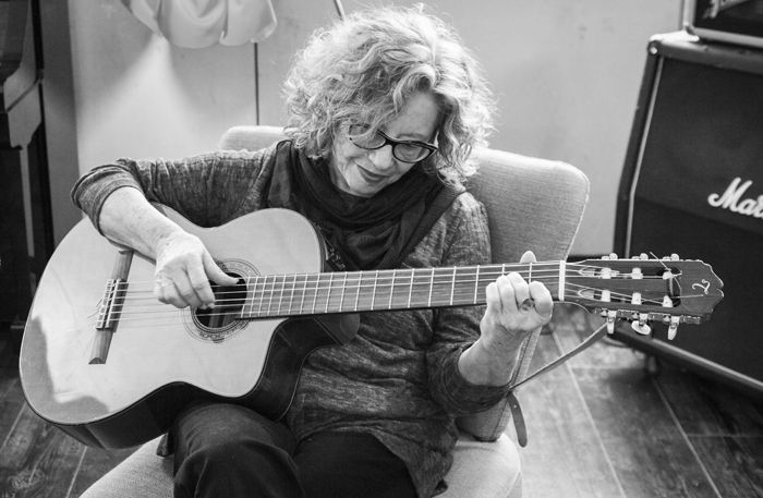 צפו: חוה אלברשטיין משיקה שיר שנכתב לפני 46 שנה