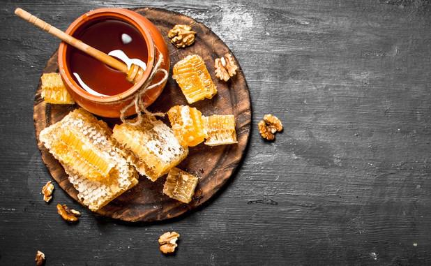 יום מתוק: 4 רעיונות טעימים שתוכלו להכין עם דבש