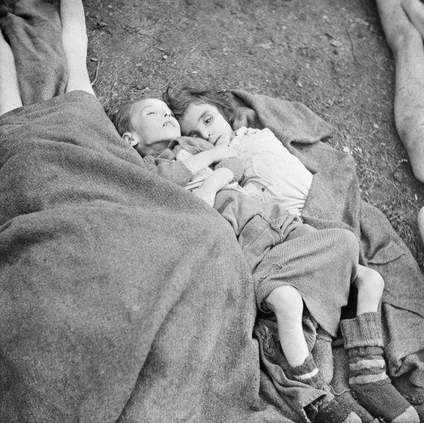 ילדים רכים, שואה קשה: איך מלמדים ילדים על השואה?