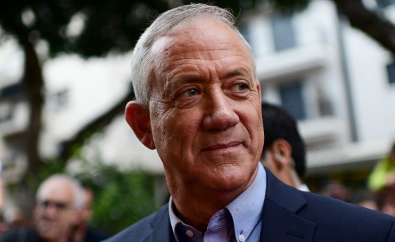 גנץ: "חמאס הוא שמכתיב את התנאים לנתניהו"