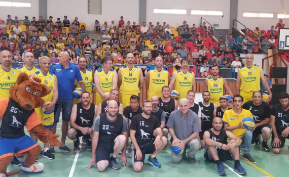 וותיקי מכבי ת"א בכדורסל מול נבחרת בנימין – מי ניצח?