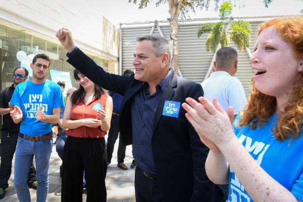 מהפך במרצ: ניצן הורוביץ נבחר לראש המפלגה