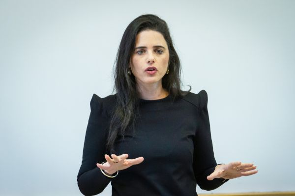 שקד לפעילים: "אגרו כוחות, עוד קצת ויתחיל הבלאגן"