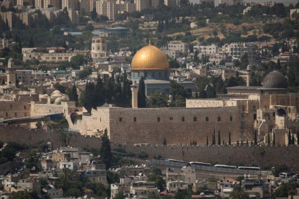 השליטה הישראלית בהר הבית ובי-ם צריכה חיזוק