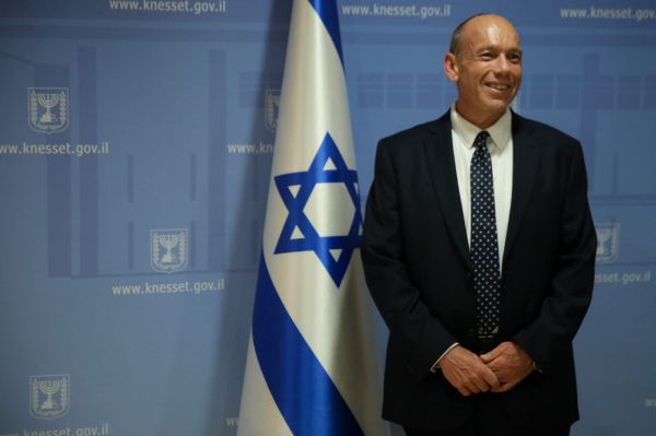 מאחורי הקלעים: היועץ של בנט שהביא למינוי אנגלמן