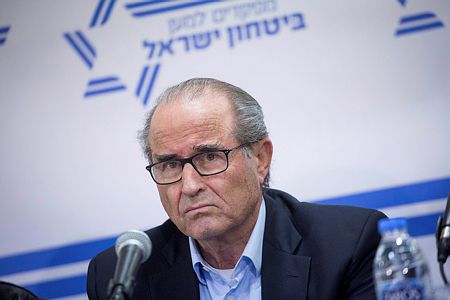 "מצביעי נתניהו חסרי דעת"; "אני בז לתושבי יו"ש"