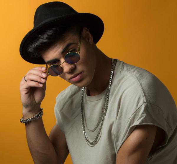 "לא מפחד משינוי": יהונתן מרגי עזב את הארץ