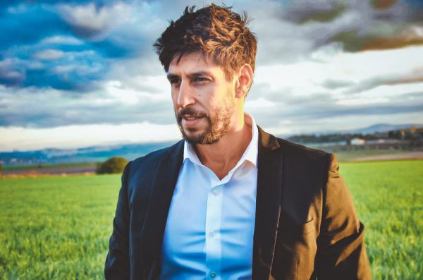 עידן עמדי: "אני רוצה מילים, להיות קרוב לאלוהים"