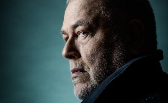 לאחר מצעד החיים והמשואה: פוליקר בשיר חדש