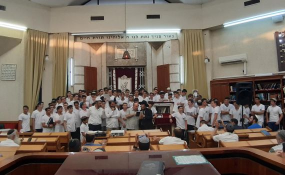 ערב מרגש בישיבת שעלבים: "לכו בדרכו של זכריה"