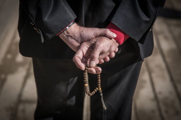 לינץ' ברובע הארמני; 60 צעירים תקפו 3 יהודים