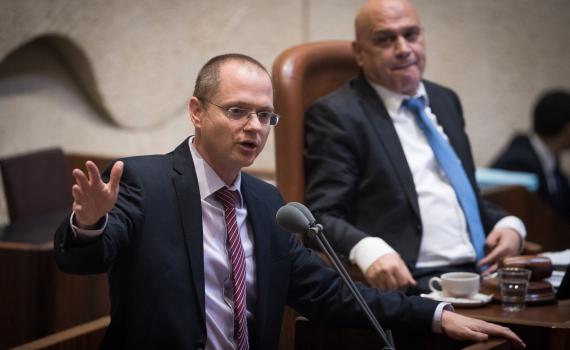 פורר: "בני ציפר אכל יותר מידי גבינות עם עובש בחג"