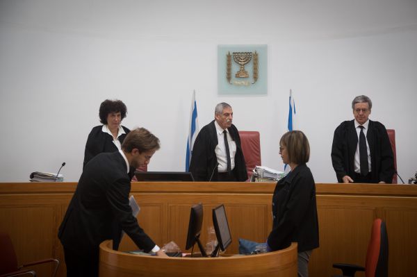 חונכתי לאנטי לדת: רק בגיל 40 נחשפתי למשפט העברי