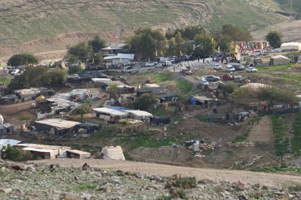 ממשלת ימין? שוב דחייה בפינוי חאן אל אחמר