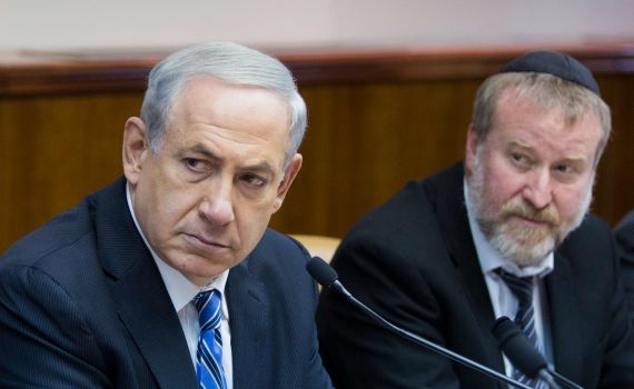 החלטת היועמ"ש בעניין נתניהו – אינה סבירה