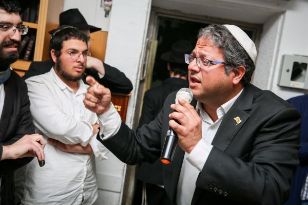 בן גביר לפעילים: "לא צריך להתייחס לרב רפי כבוגד"