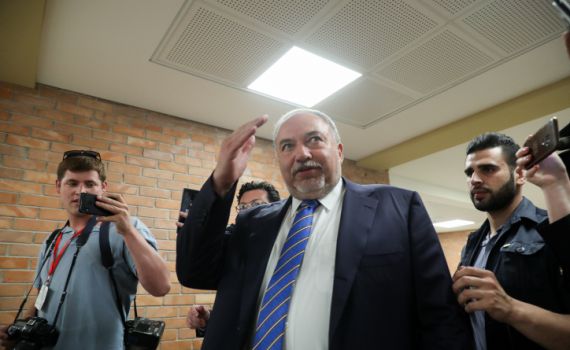 "מי שיגיד שהתקיימה פגישה בוינה יתבע"