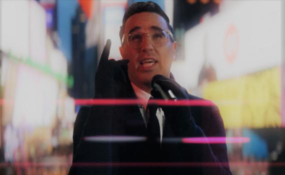 היישר מטיימס סקוור: יעקב שוואקי משיק קליפ מרגש