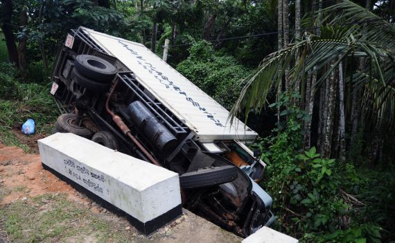 שמונה ישראלים נפצעו בתאונת דרכים בסרי לנקה