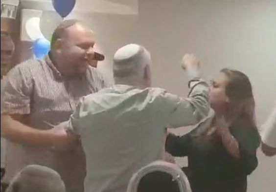 הזעם על הרב פרץ • מאיר אינדור מבהיר: "לא לבזותך באתי"