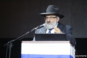 הרב זייני במתקפה חריפה על הממשלה: "הופכים למדינה ה-51"