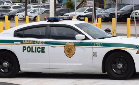 ירי בארה"ב: יהודי נפצע במיאמי, הרוגים בקליפורניה