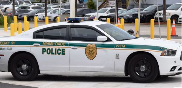 ירי בארה"ב: יהודי נפצע במיאמי, הרוגים בקליפורניה