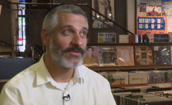 "לא בושה לרצות רוחניות": אביתר בנאי סוגר מעגל