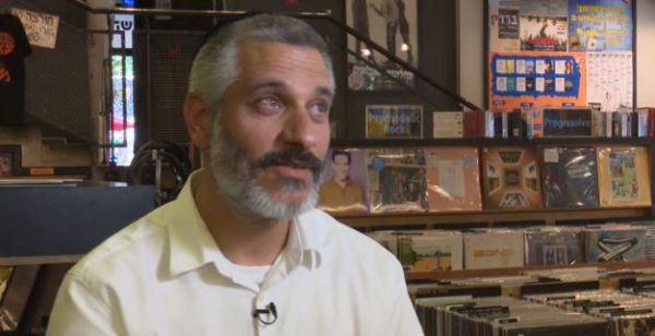 "לא בושה לרצות רוחניות": אביתר בנאי סוגר מעגל