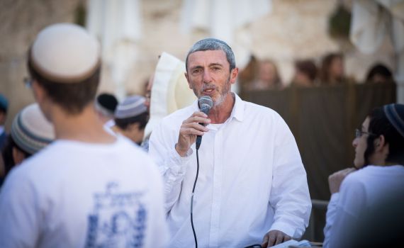 הרב פרץ: "יש לי הערכה וכבוד עצום לרב אבינר"