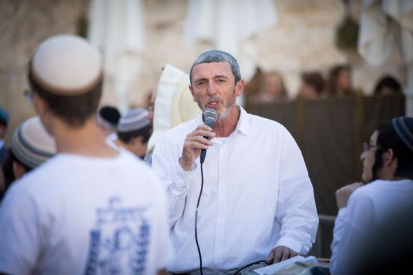 הרב פרץ: "יש לי הערכה וכבוד עצום לרב אבינר"