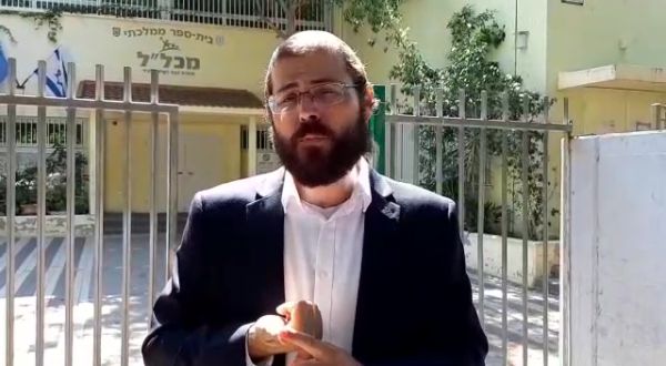 אתם יודעים מי המחנך העיקרי של הילדים שלכם?