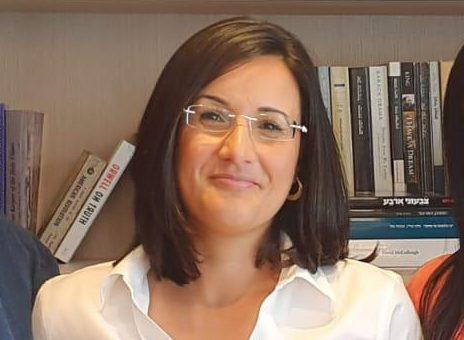 שגית פרץ: "הרב אבינר יודע שמותר ורצוי להצביע לאישה"