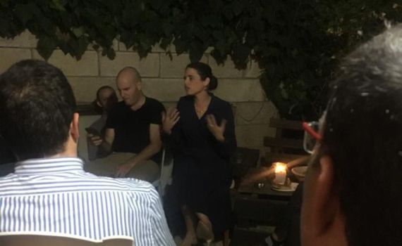 תומכי שקד לחצו במפגש: חיבור עם איחוד הימין