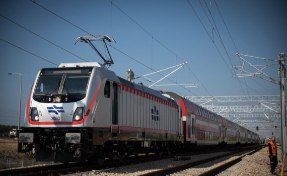 בשל תקלה:עיכובים ושינויים בתנועת הרכבות בת"א