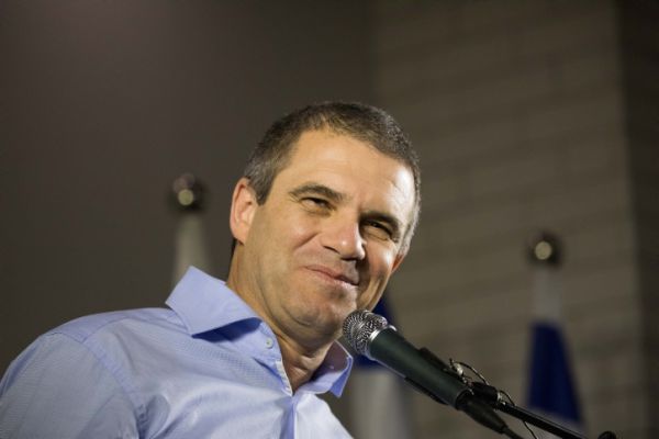 מתחת לאף: החיבור שיעביר את בנט את אחוז החסימה