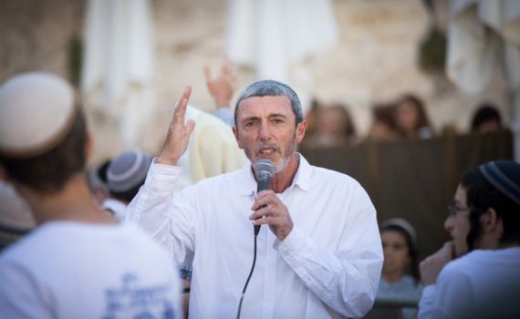 הרב פרץ לא מוותר לשקד: "היו"ר צריך להיות דתי"