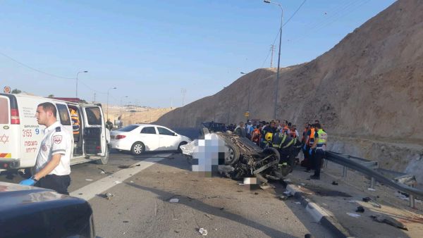 שני הרוגים בתאונת דרכים קשה ליד מצפה יריחו