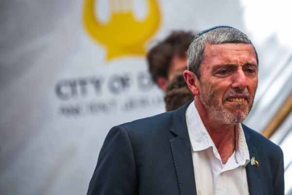 זו התשובה שהרב רפי היה צריך לענות לדנה וייס