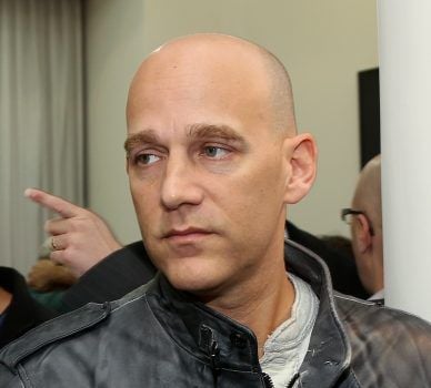 עובדת של שר בכיר לשעבר: "השר הטריד אותי מינית"