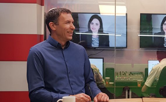 מתן כהנא: "אנחנו בתחושה שהרב רפי גורר רגלים"