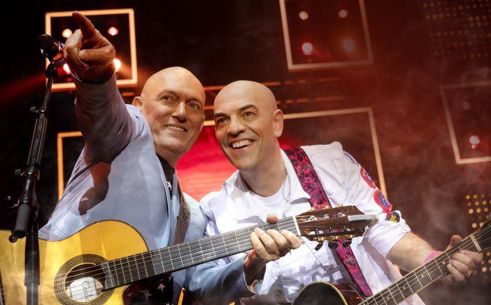 'ובלילה': שלומי שבת ופבלו רוזנברג בשיר חתונות חדש