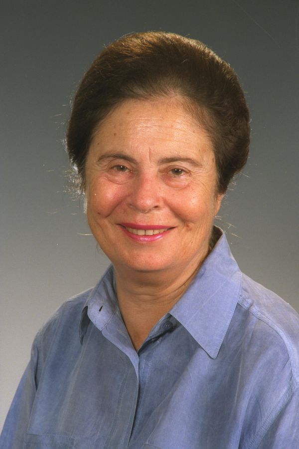 סופדים לשרה לשעבר אורה נמיר: "לוחמת חברתית"